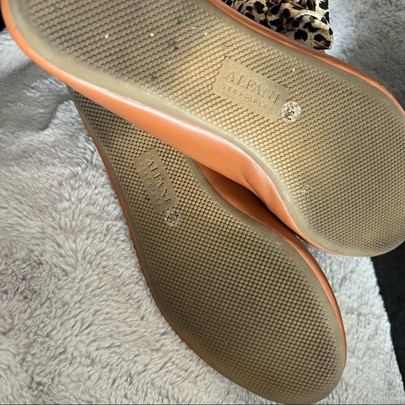 Alfani Cognac Brown Leather Flats - Picture 6 of 6